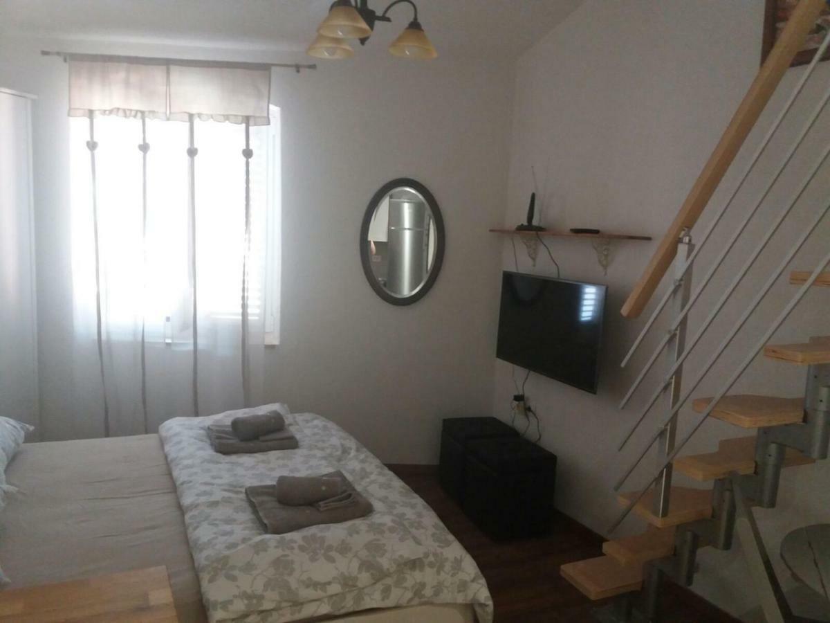 Apartman Studio Petar Split Exterior foto